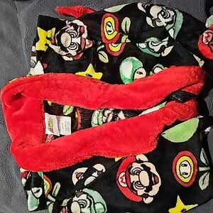 Super Mario Bath Robe sz 4/5